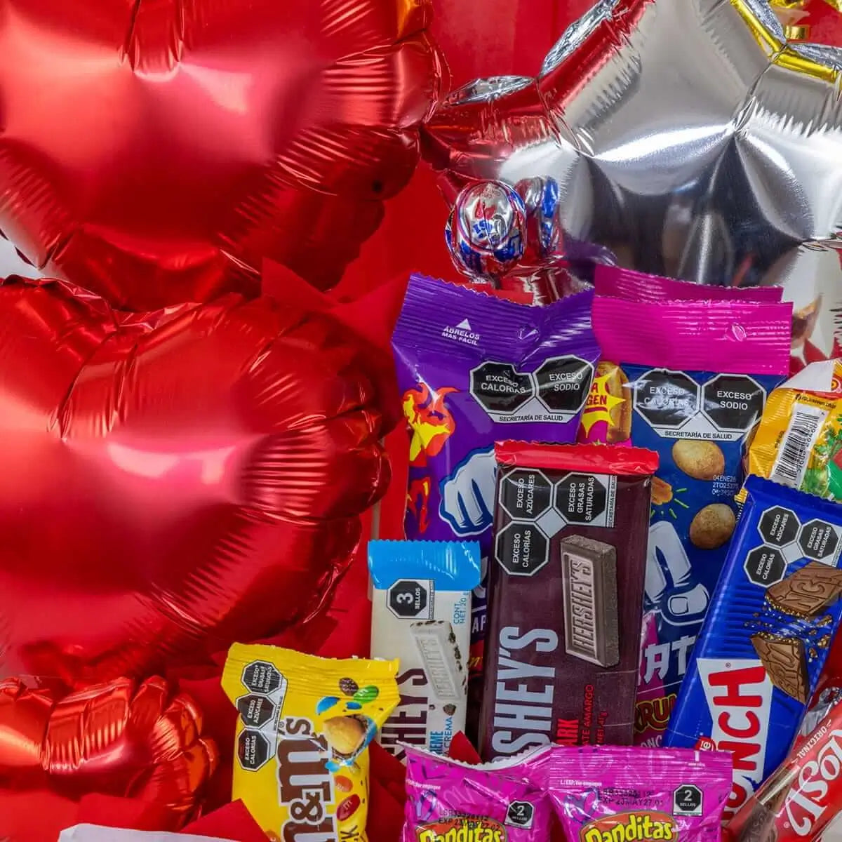 Arreglo de Dulces Feliz Corazón San Valentín