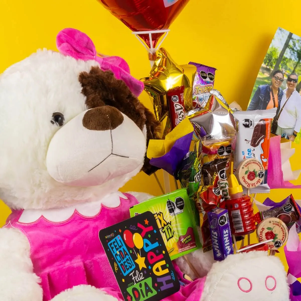 Arreglo de Dulces y Peluche Grande