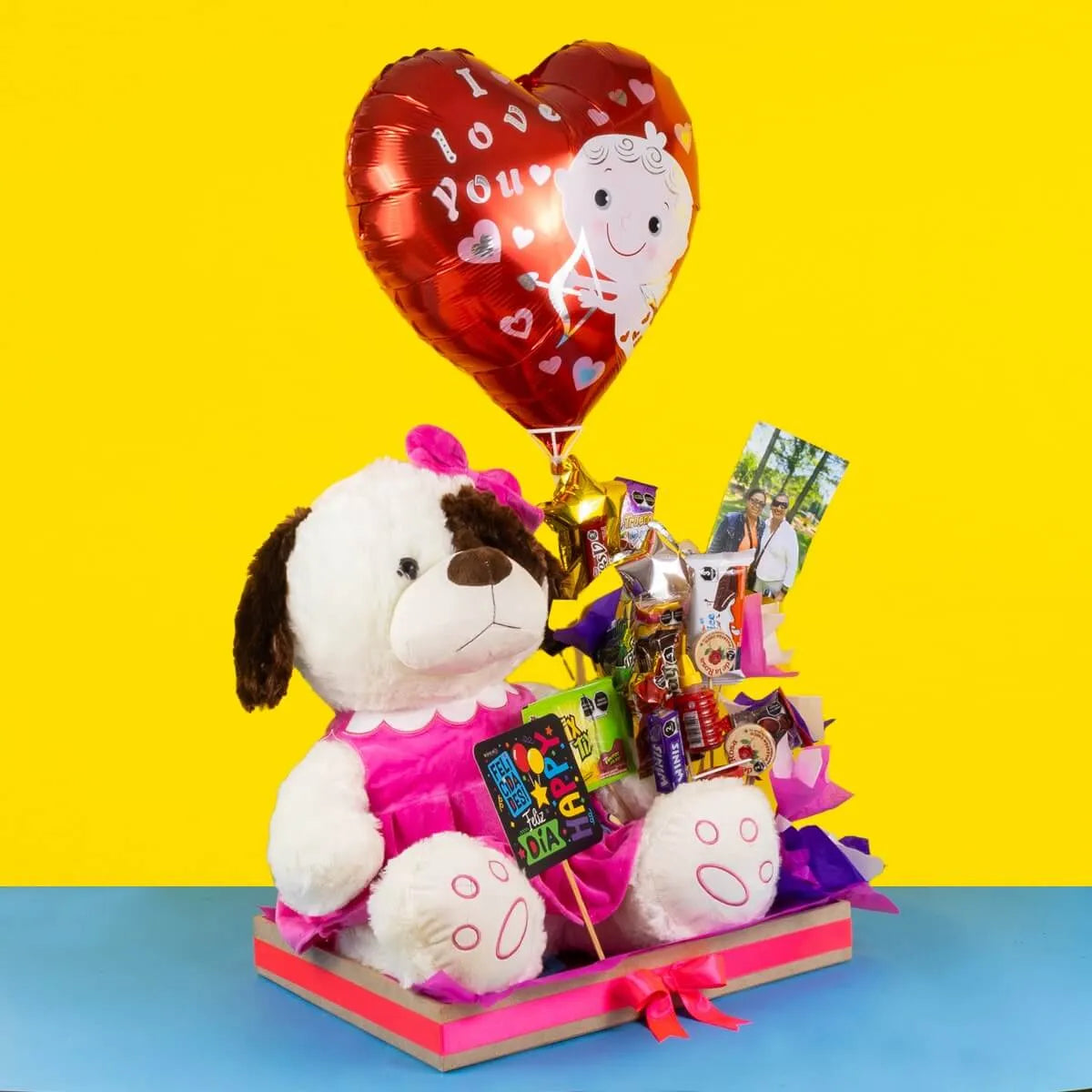 Arreglo de Dulces y Peluche Grande
