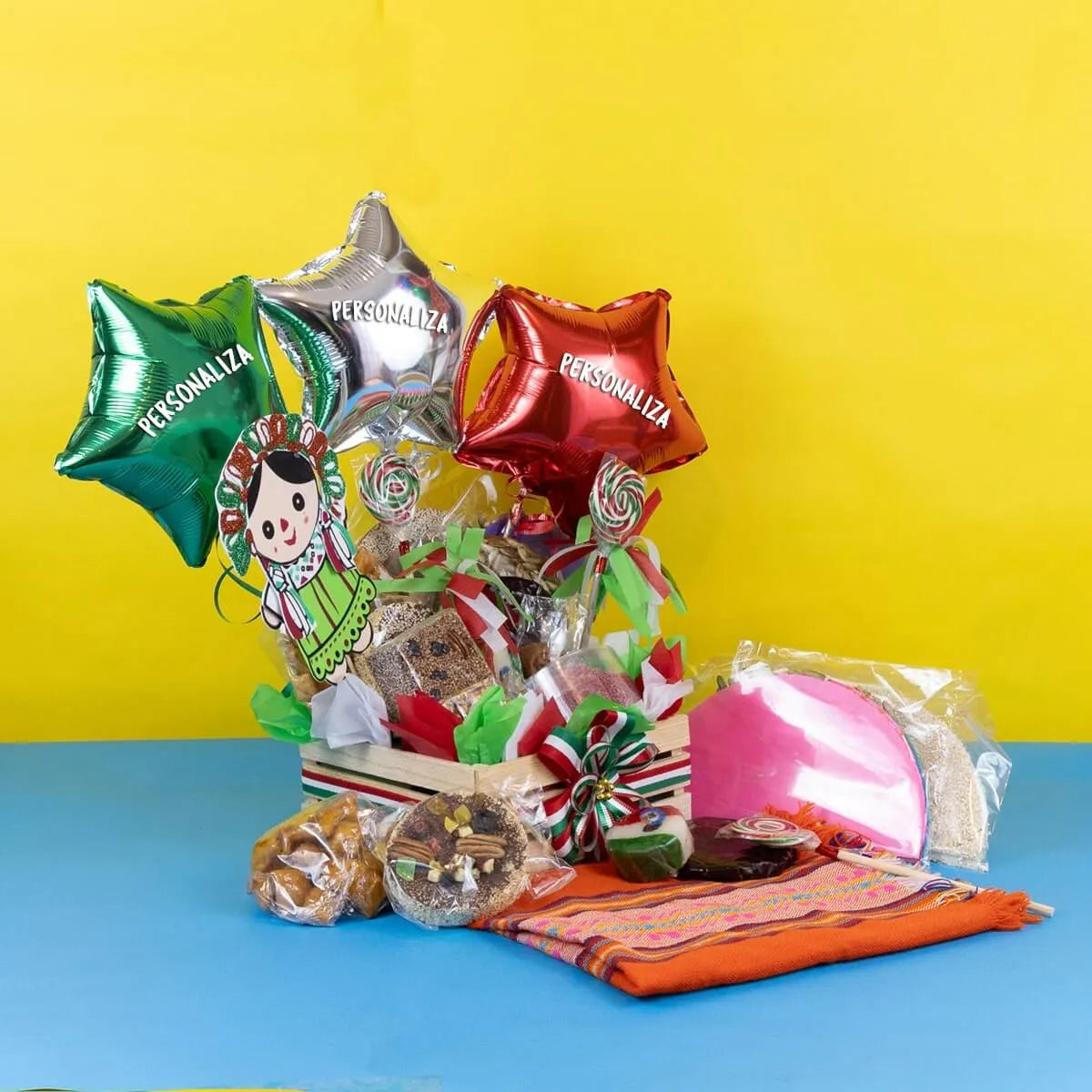 Arreglo de Dulces Mexicanos Huacal Tricolor