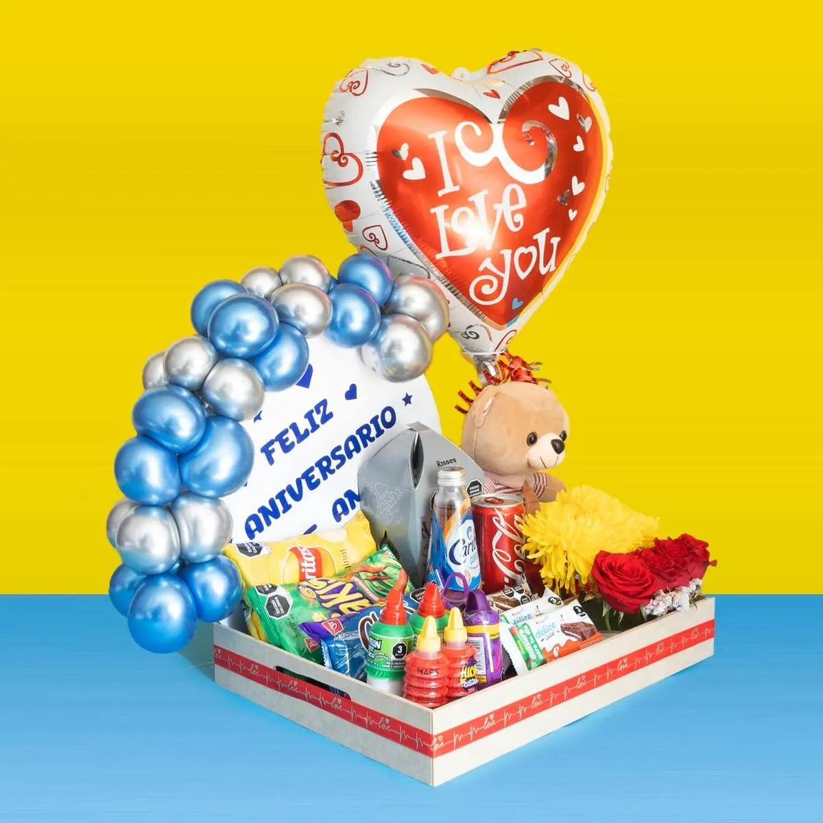 Arreglo de Botanas y Dulces Feliz Aniversario