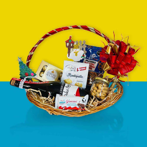 Arreglo de botanas Canasta Arcon navideño