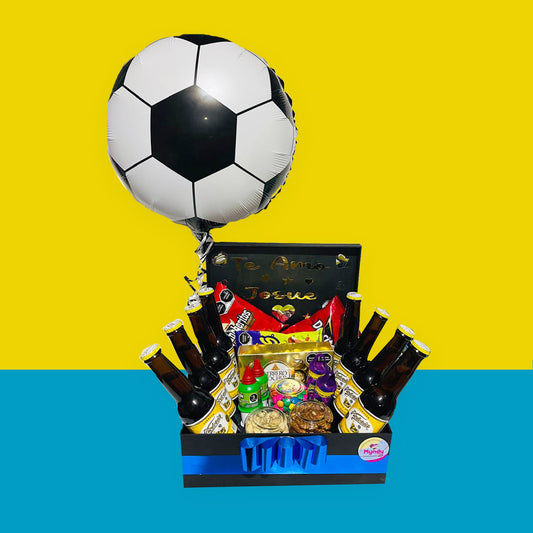 Arreglo de Botanas y Dulces caja football