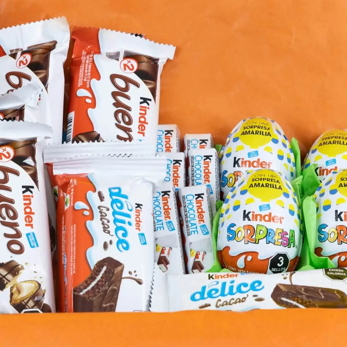 Arreglo de Dulces Caja Kinder Sorpresa