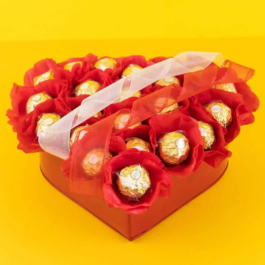 Arreglo de Dulces Corazón Rojo Ferrero